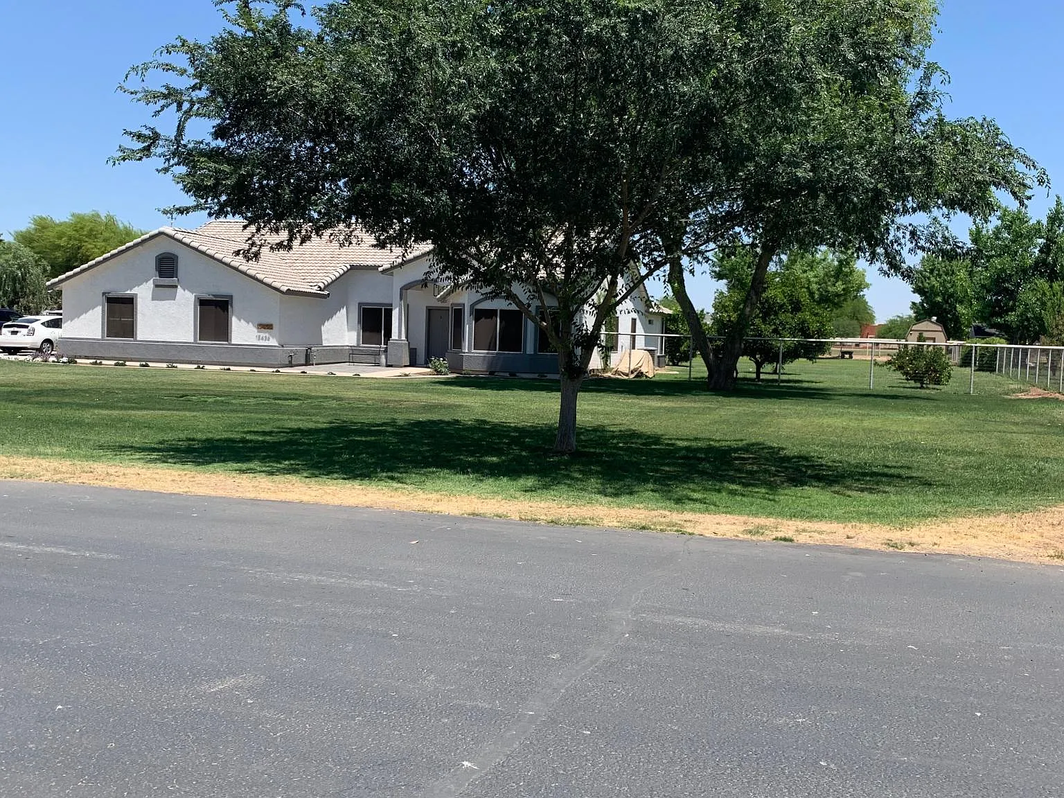15436 E Via Del Rancho — Photo 2