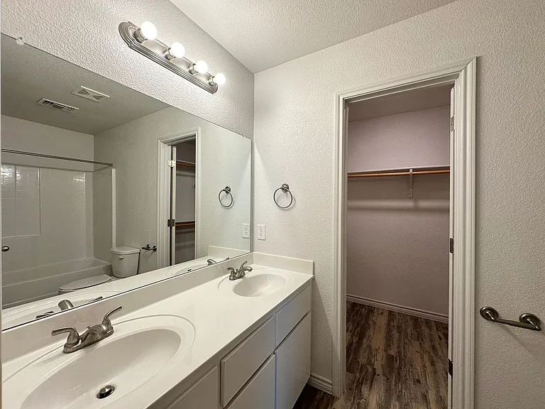 1825 Clovis Dr — Photo 18