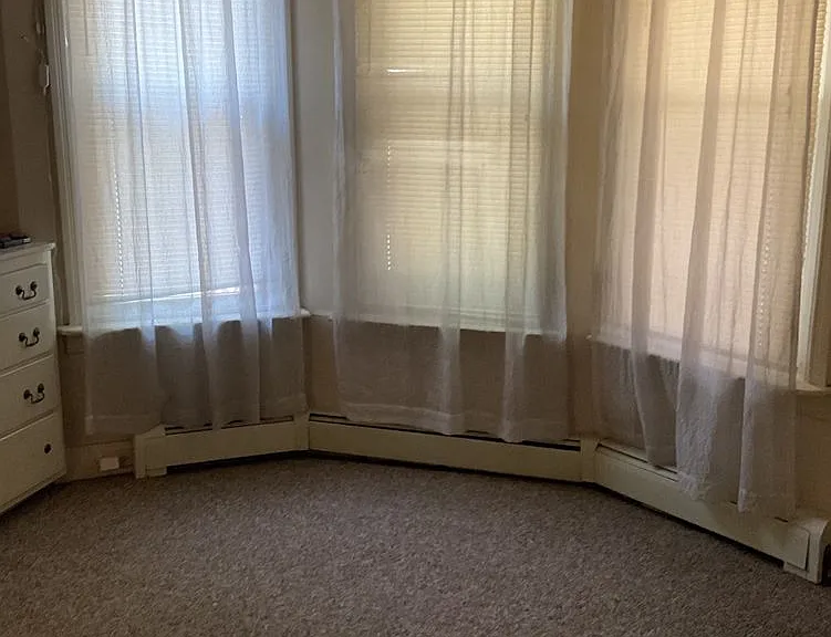 326 E Orange St — Photo 9