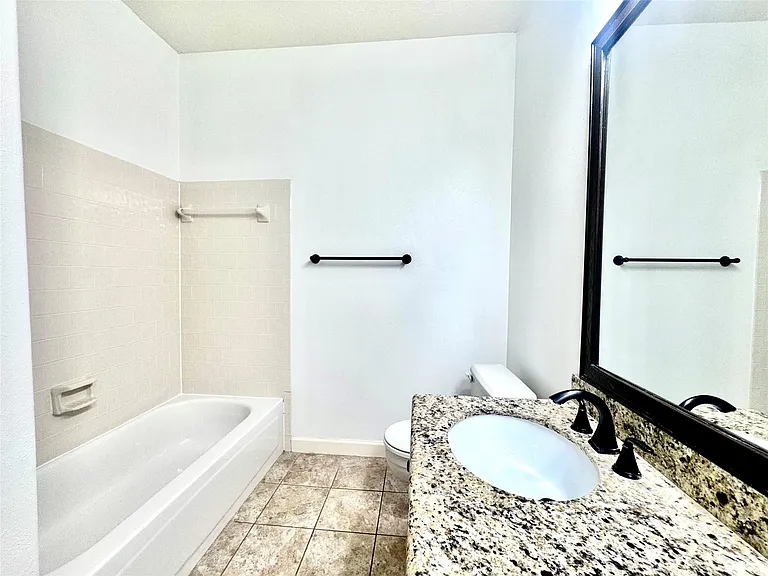 2123 Hollow Reef Cir — Photo 20