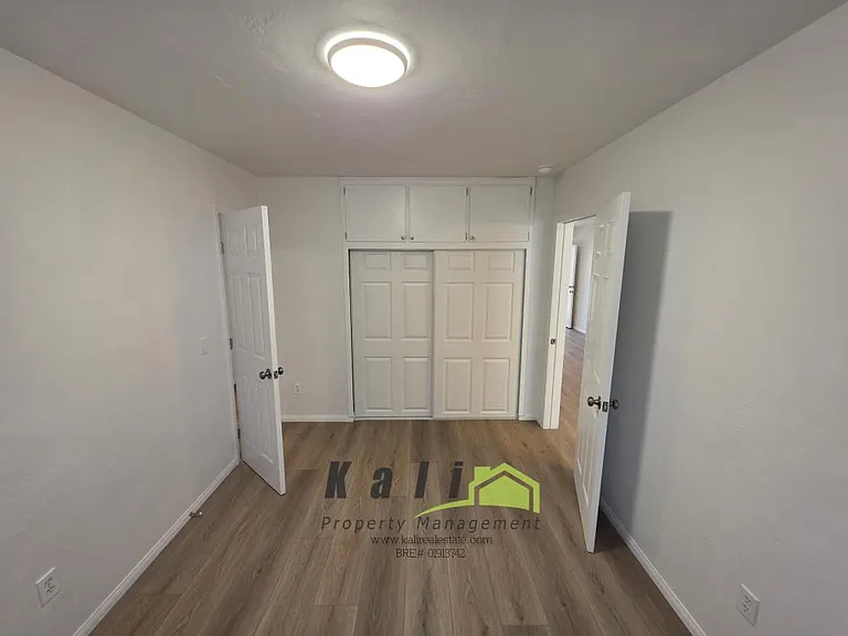 910 Saturn Blvd — Photo 9