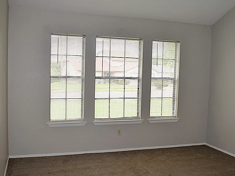 4312 Creekside Dr — Photo 17
