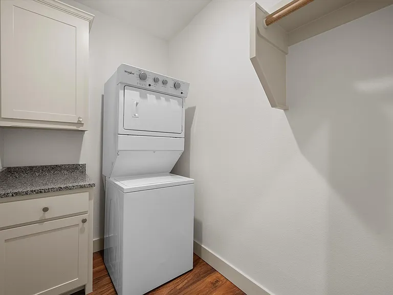 506 E Kimball St #1 — Photo 24