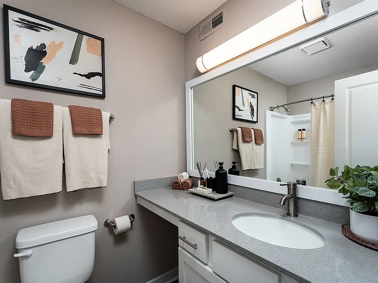 Hampton Farms Apartments — Photo 12