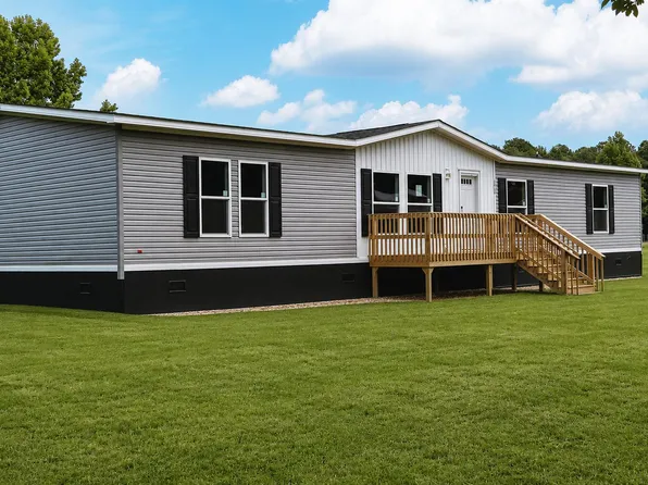 212 Belfast Ave, Holly Hill, SC 29059