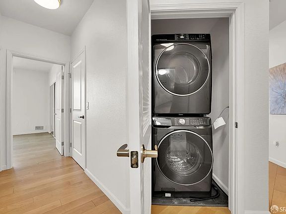 5th image of 501 Crescent Way APT 5213