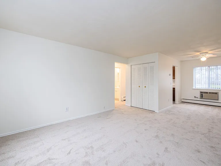 Community Manor Apartments — Photo 9