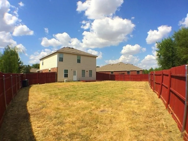 4841 Waterford Dr — Photo 17
