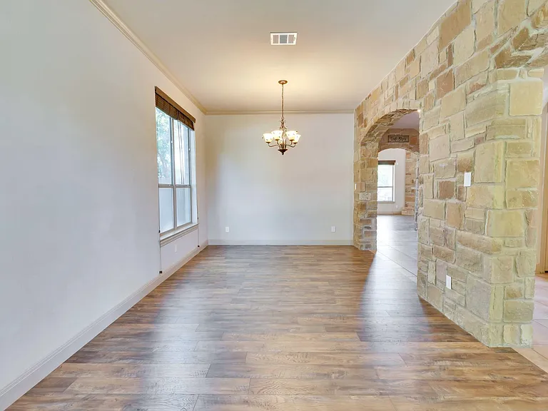2500 Speidel Dr — Photo 16