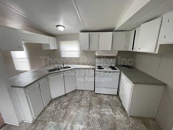 2nd image of 39 Travis Ln