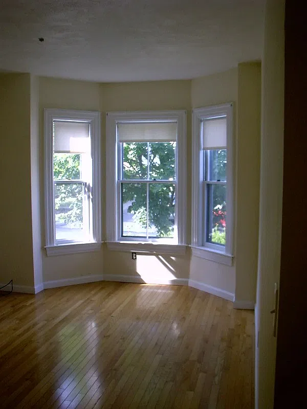 2 bed, 800 sqft, $2,150 — Photo 1