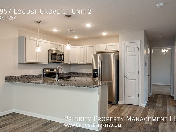 3rd image of 2957 Locust Grove Ct Unit 2