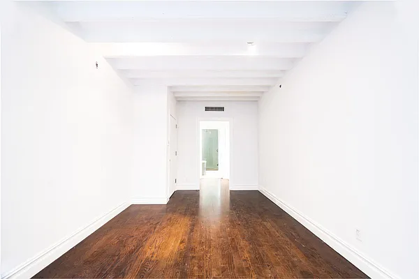 Rented by Nest Seekers International | media 6