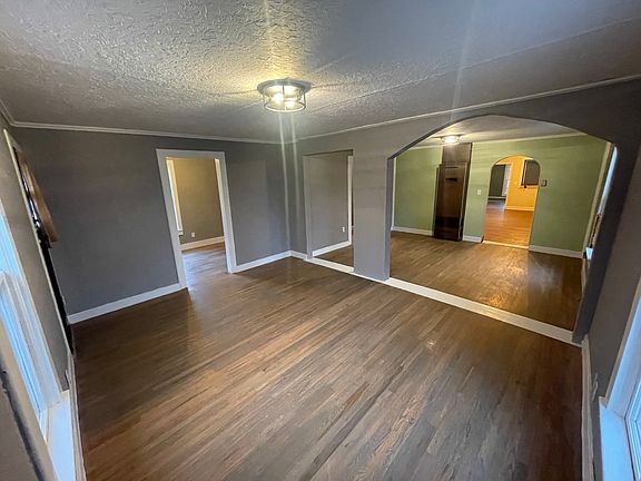 3rd image of 1705 Buena Vista Ave