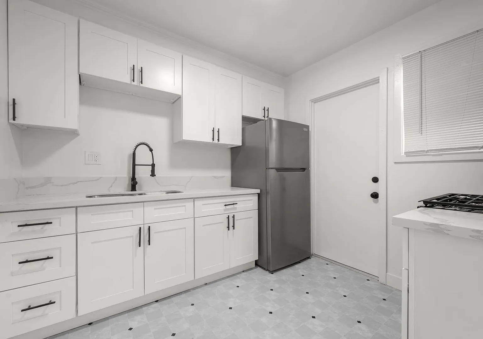 3335 W. Stocker Street — Photo 3