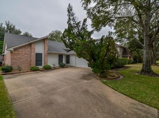 12523 Olympia Dr, Houston, TX 77077