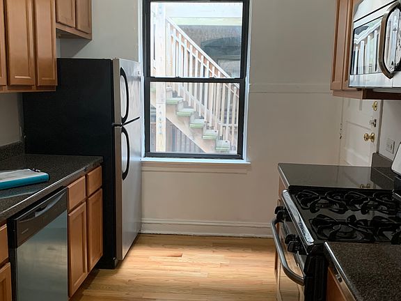 3rd image of 5250 S Drexel Ave #2W