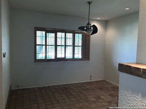 5th image of 523 Circle St