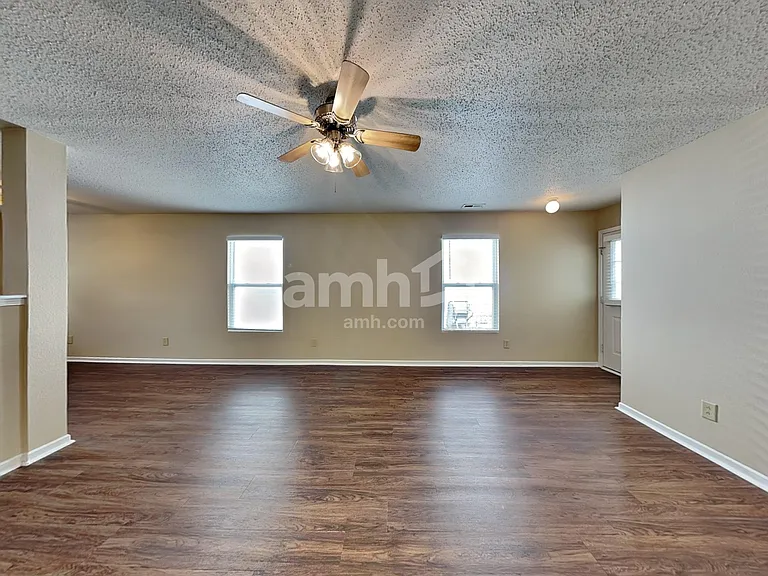 10767 Wymm Ln — Photo 8