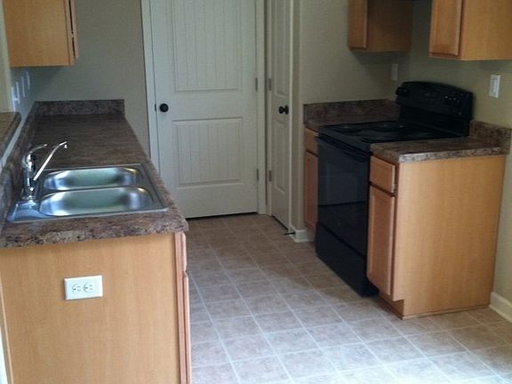4th image of 10034 Branley Oak Dr