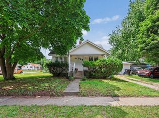 3955 Madison Ave SE, Wyoming, MI 49548