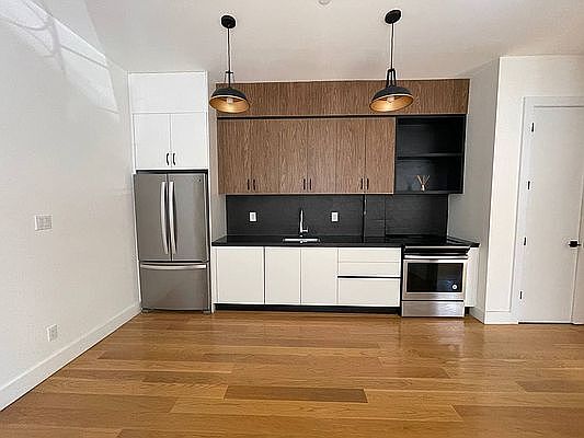1st image of 541 Kingston Ave #1B