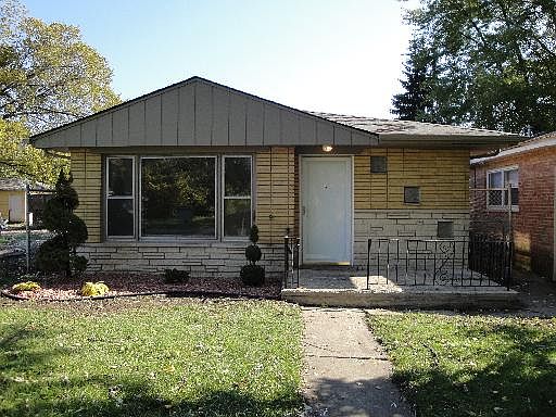 1st image of 16323 S Carse Ave