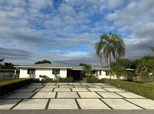 12795 SW 193rd Ter, Miami, FL 33177