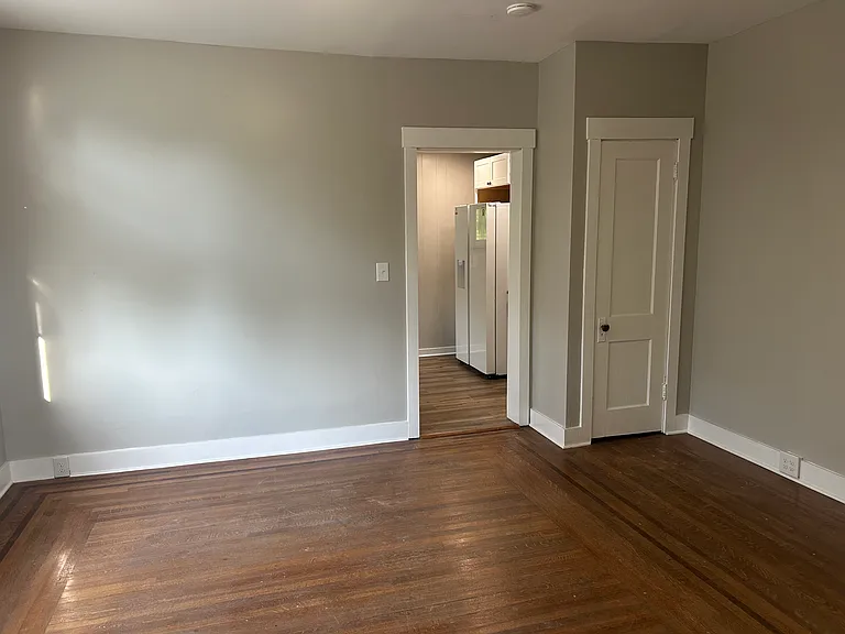1749 Hopkins Ave — Photo 9