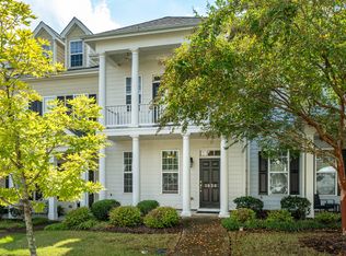 1056 Perdue Dr, Chapel Hill, NC 27517
