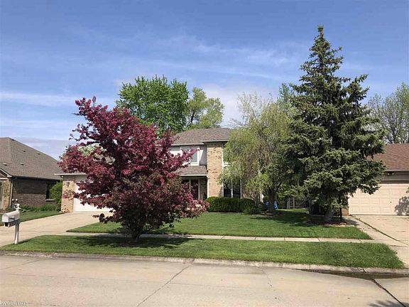 5th image of 44040 Cadburry Dr