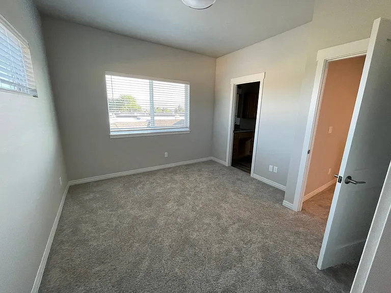 6001 Barge St #109 — Photo 5