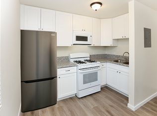 10709 Sherman Pl #10713, Sun Valley, CA 91352