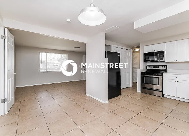 3542 Wiltshire Dr — Photo 5