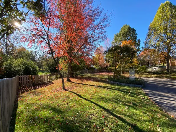 602 Kinlaw Dr, Wilmore, KY 40390