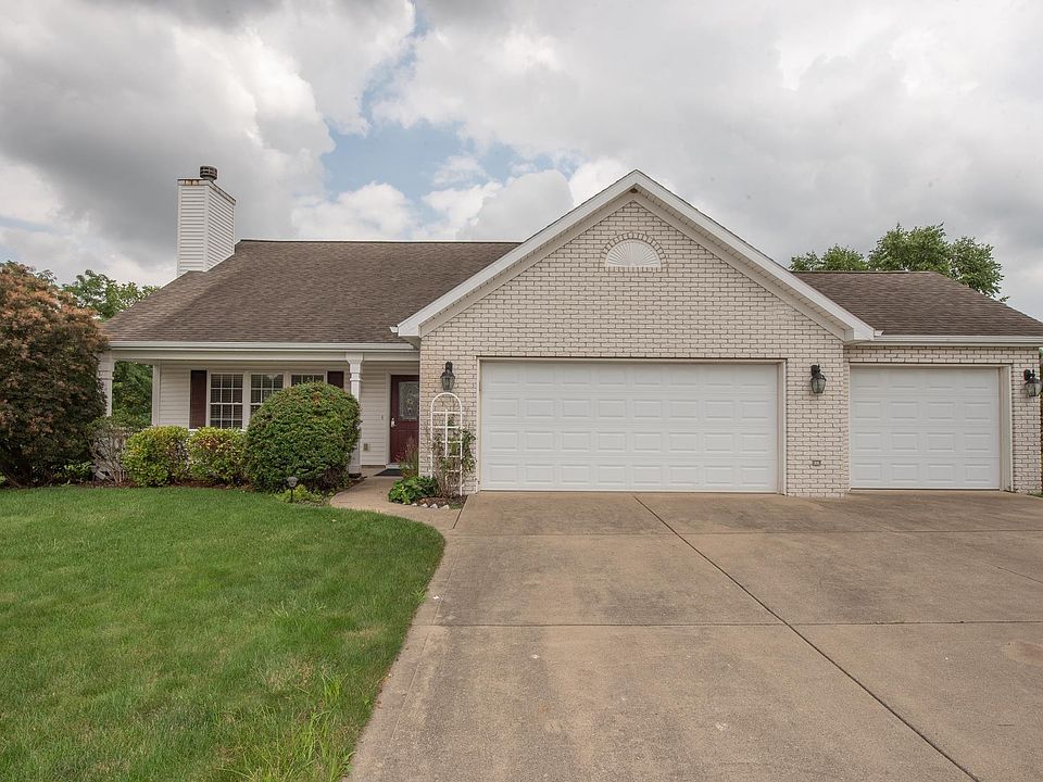 1st image of 62 Canyon Creek Cir