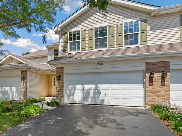 2481 Stoughton Cir, Aurora, IL 60502