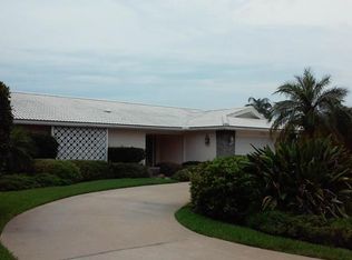 212 Poinciana Ln, Largo, FL 33770