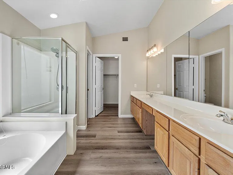 312 E Mesquite St — Photo 16