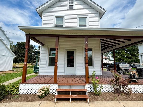 37 N Kinzer Rd