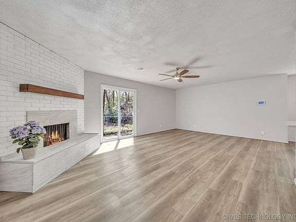 5th image of 4745 N Walnut Dr