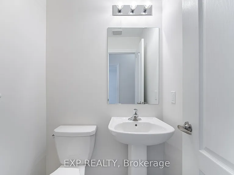 70 Baker St — Photo 17