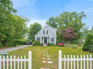 33 Curtis Ave, Attleboro, MA 02703
