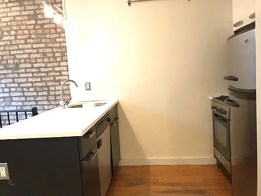 Rented by Simply Brooklyn Realty Inc | media 3