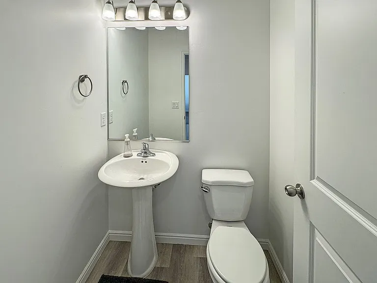 5815 S Carnelian Pkwy — Photo 9