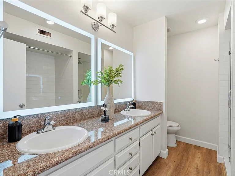 1433 S Beverly Dr — Photo 35