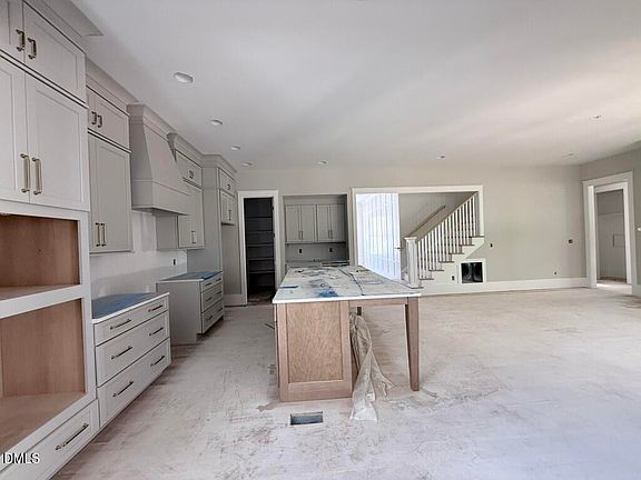 3rd image of 6508 Burnette Flower Way