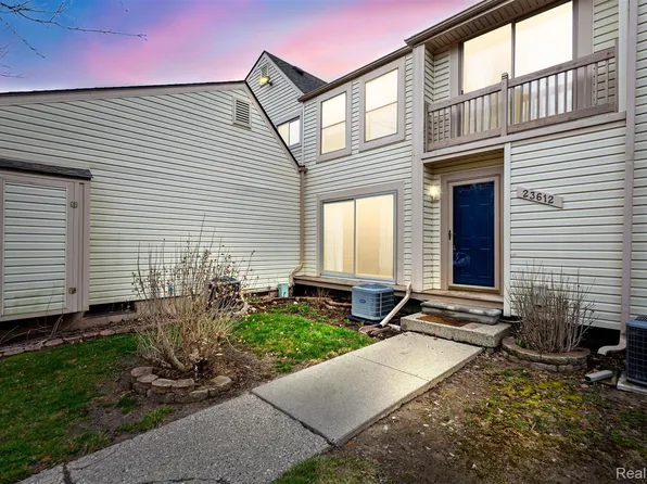 23612 Marlborough Dr, Clinton Township, MI 48036