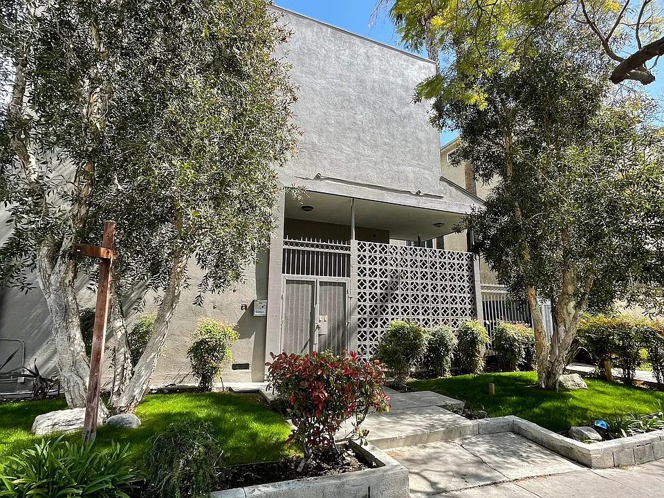 410 S Commonwealth Ave #4