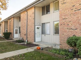 1444 Big Bend Rd UNIT H, Waukesha, WI 53189